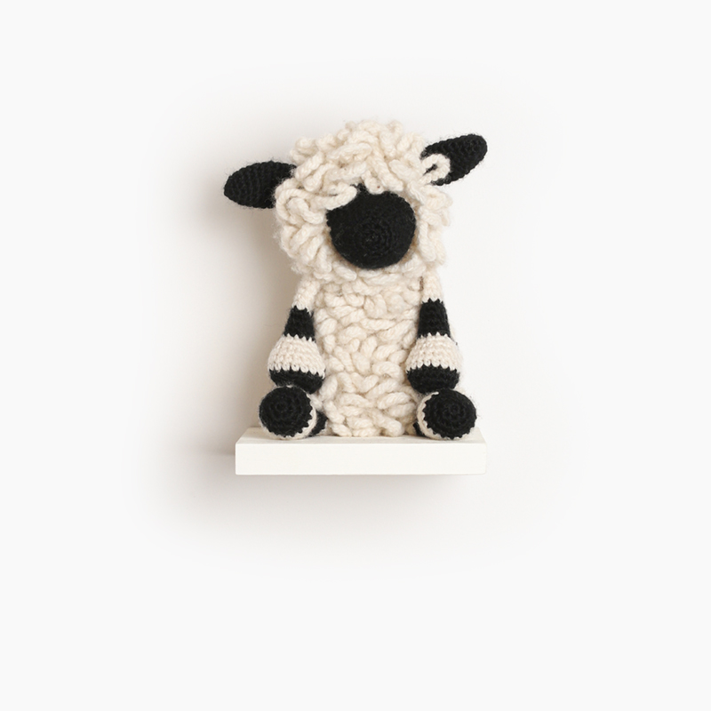 sheep crochet amigurumi project pattern kerry lord Edward's menagerie